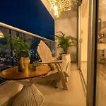 Galería Caribe 2 habitaciones en piso 24 cerca de la playa y centro histórico
