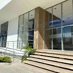 Galería Caribe 2 habitaciones en piso 24 cerca de la playa y centro histórico