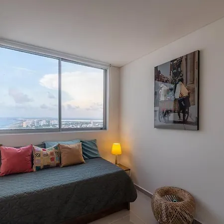 Apartamento Galeria Caribe 2 En Piso 24 Cerca De La Playa Y Centro Historico