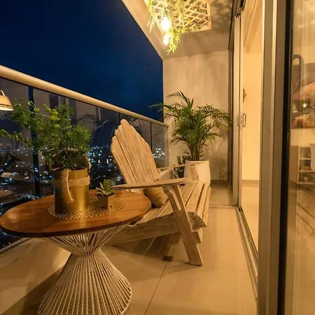 Apartamento Galeria Caribe 2 En Piso 24 Cerca De La Playa Y Centro Historico